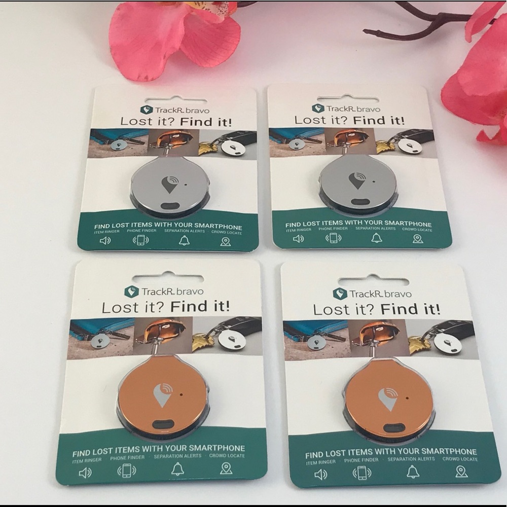 TrackR Bravo 4 Pack - Tracking Device GPS NEW 🌸